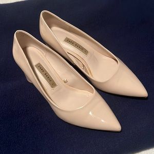 Zara Patent leather pumps